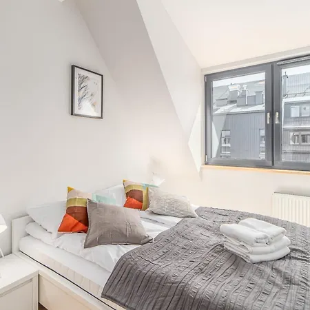 Rent Like Home - Apartament Kolo Brzegu III Apartment